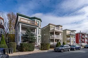 18 Santuit St, Boston, MA 02124 - Photo 3