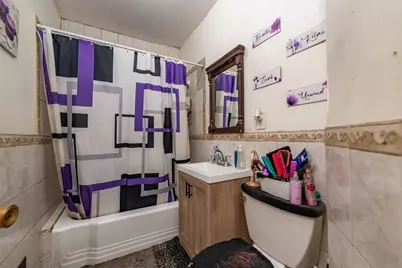 18 Santuit St, Boston, MA 02124 - Photo 13