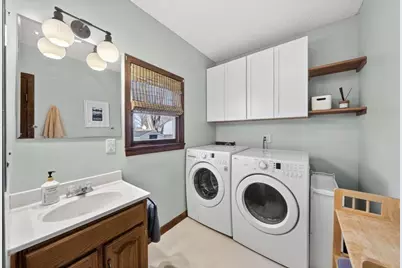 5 Marion St, South Hadley, MA 01075 - Photo 17