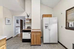 5 Marion St, South Hadley, MA 01075 - Photo 11