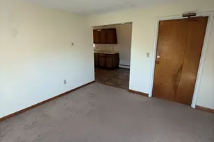 28 Clark St, Danvers, MA 01923 - Photo 9