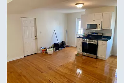 123 Thorndike #2L, Cambridge, MA 02141 - Photo 3