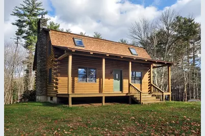 134 Crescent St, Hanson, MA 02341 - Photo 5