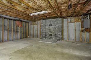 134 Crescent St, Hanson, MA 02341 - Photo 31