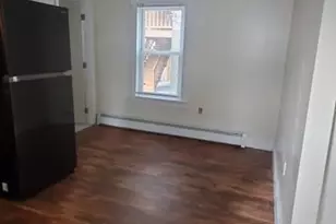 18 Barclay, Worcester, MA 01604 - Photo 3