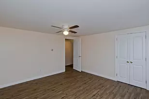 19 Quincy St, Springfield, MA 01109 - Photo 25