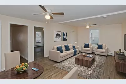 19 Quincy St, Springfield, MA 01109 - Photo 15