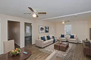 19 Quincy St, Springfield, MA 01109 - Photo 15