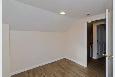 19 Quincy St, Springfield, MA 01109 - Photo 29