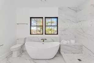 152 Stratford St, Boston, MA 02132 - Photo 21