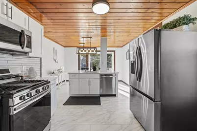 608 Plymouth St, Whitman, MA 02382 - Photo 19