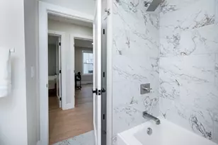 29 Dunford St, Providence, RI 02909 - Photo 25