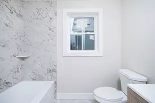 29 Dunford St, Providence, RI 02909 - Photo 13