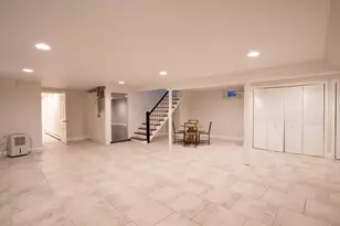 40 Puddingstone Ln, Newton, MA 02459 - Photo 7