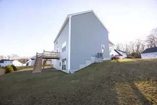 1 Clover Dr, Bellingham, MA 02019 - Photo 31