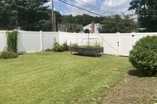 1 Mansfield Dr, Wakefield, MA 01880 - Photo 31