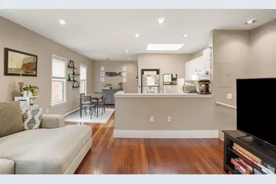 31 Regent St #3R, Cambridge, MA 02140 - Photo 5