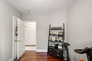 31 Regent St, Cambridge, MA 02140 - Photo 21