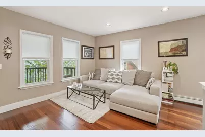 31 Regent St #3R, Cambridge, MA 02140 - Photo 1