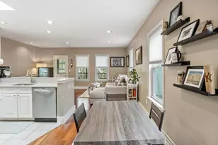 31 Regent St, Cambridge, MA 02140 - Photo 7