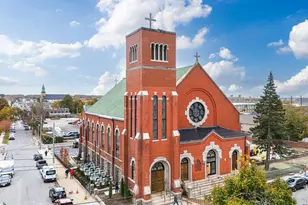 160 Seabury St, Fall River, MA 02720 - Photo 9