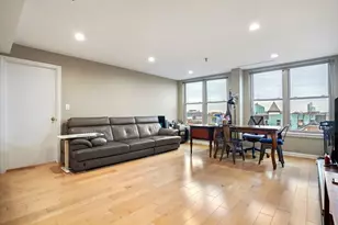 20 Webster St, Brookline, MA 02466 - Photo 5