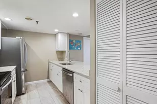 20 Webster St, Brookline, MA 02466 - Photo 17