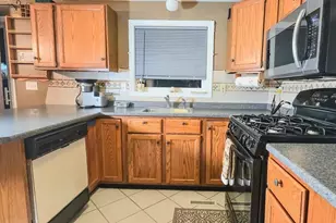 7 Roosevelt St, Wareham, MA 02571 - Photo 9