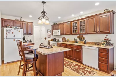 27 Russell Farm Dr #27, Methuen, MA 01844 - Photo 5