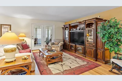 27 Russell Farm Dr #27, Methuen, MA 01844 - Photo 11