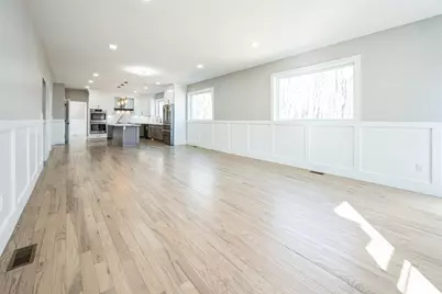 10 Falcon Dr, Shrewsbury, MA 01545 - Photo 11