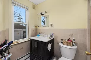 54 Randall St, Cranston, RI 02920 - Photo 25