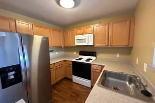 211 Central St, Norwood, MA 02062 - Photo 5