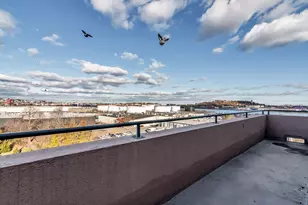 165 Cottage St, Chelsea, MA 02150 - Photo 31