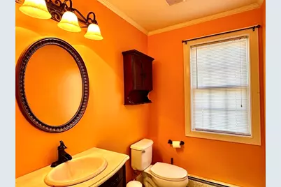 204 Roosevelt St, Fitchburg, MA 01420 - Photo 13