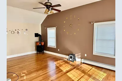 204 Roosevelt St, Fitchburg, MA 01420 - Photo 9