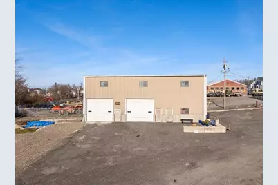 593 Montaup St, Fall River, MA 02724 - Photo 7