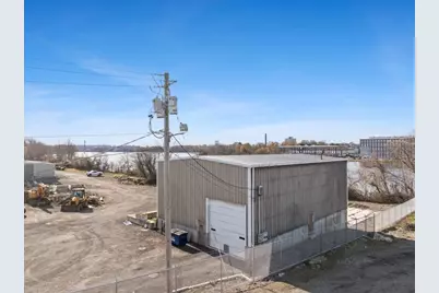 593 Montaup St, Fall River, MA 02724 - Photo 9