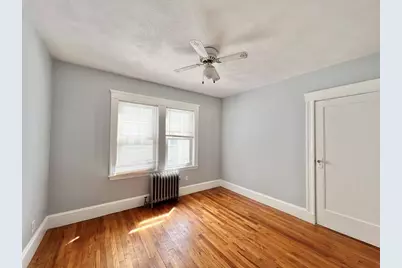 133 Fayette St #1, Watertown, MA 02472 - Photo 3