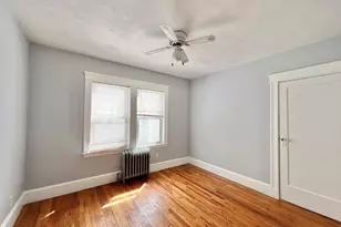 133 Fayette St, Watertown, MA 02472 - Photo 3