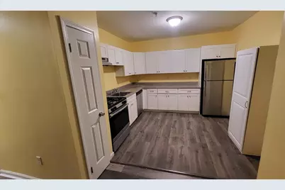 361 Hildreth Street #14, Lowell, MA 01850 - Photo 3