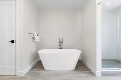 29 Cottage St #29, Newton, MA 02464 - Photo 21