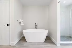 29 Cottage St, Newton, MA 02464 - Photo 21