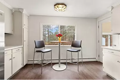 319 Pleasant St, Dunstable, MA 01827 - Photo 19