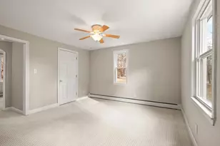 319 Pleasant St, Dunstable, MA 01827 - Photo 13