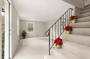 319 Pleasant St, Dunstable, MA 01827 - Photo 7