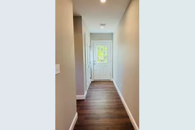 12A Lawton St #A, Fairhaven, MA 02719 - Photo 11