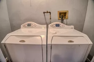 43 Patrick Rd, Tewksbury, MA 01876 - Photo 27