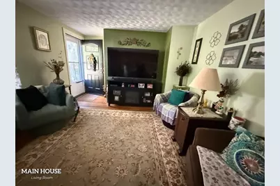 347 Ash St, Reading, MA 01867 - Photo 9