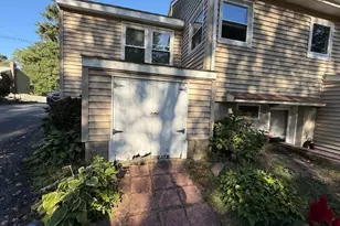 347 Ash St, Reading, MA 01867 - Photo 5